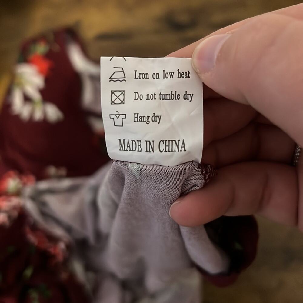 Feiersi Burgundy Soft Floral Lace Up V Neck Tank - Picture 11 of 11